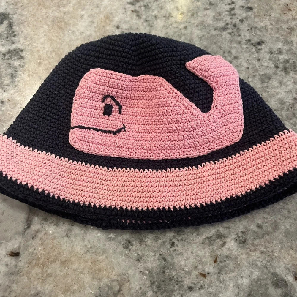 Vineyard Vines Pink and Navy Whale Hat and Mittens - Picture 3 of 7